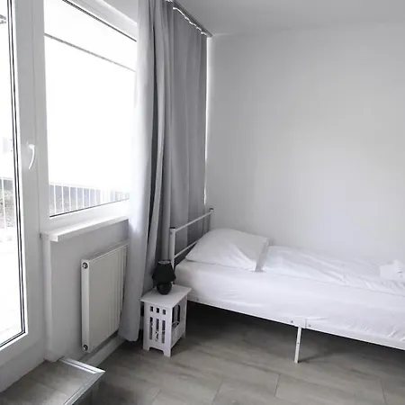 Apartment Ailiv Megaspace 33 *