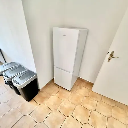 Apartment Ailiv Megaspace 33 *